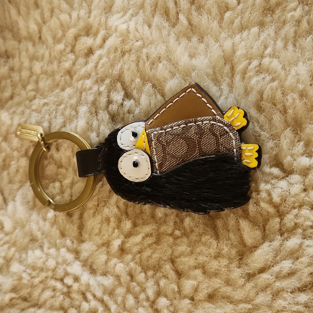 Adorable NWOT Coach Signature Leather Owl Key Ring π€ππ¦β€οΈπ - Picture 10 of 10